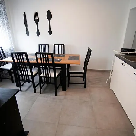 House - Sarah Apartment Kastela