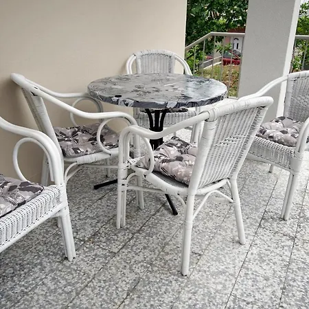 House - Sarah Apartamento Kaštela
